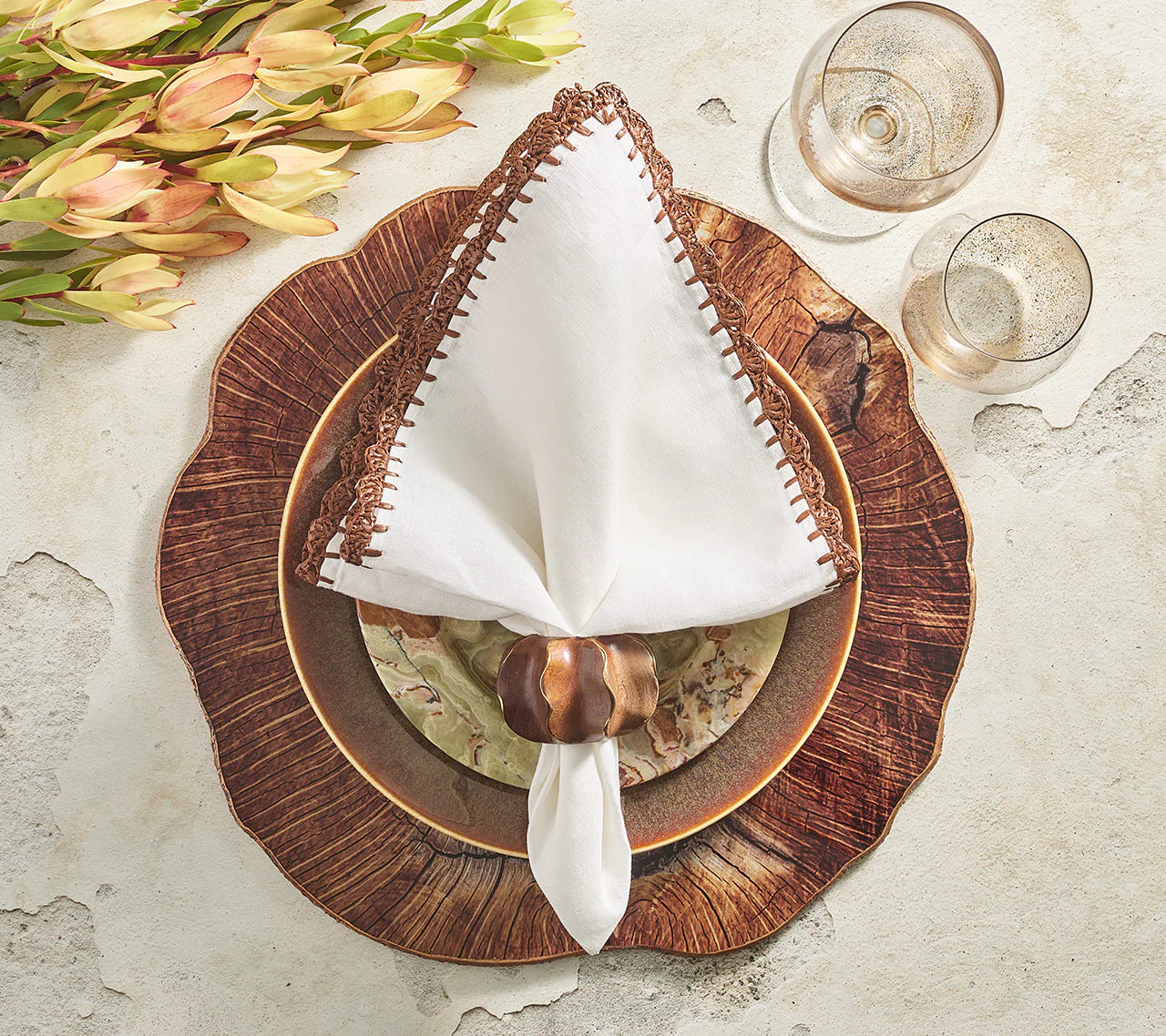 Shell Edge Napkin Set/4 - White & Brown