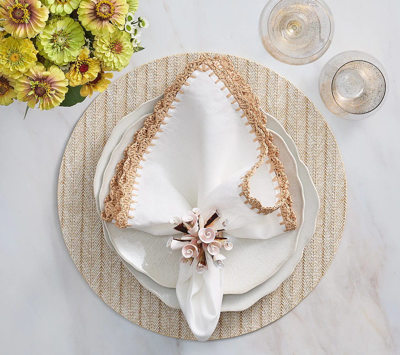 Shell Edge Napkin Set/4 - White & Natural