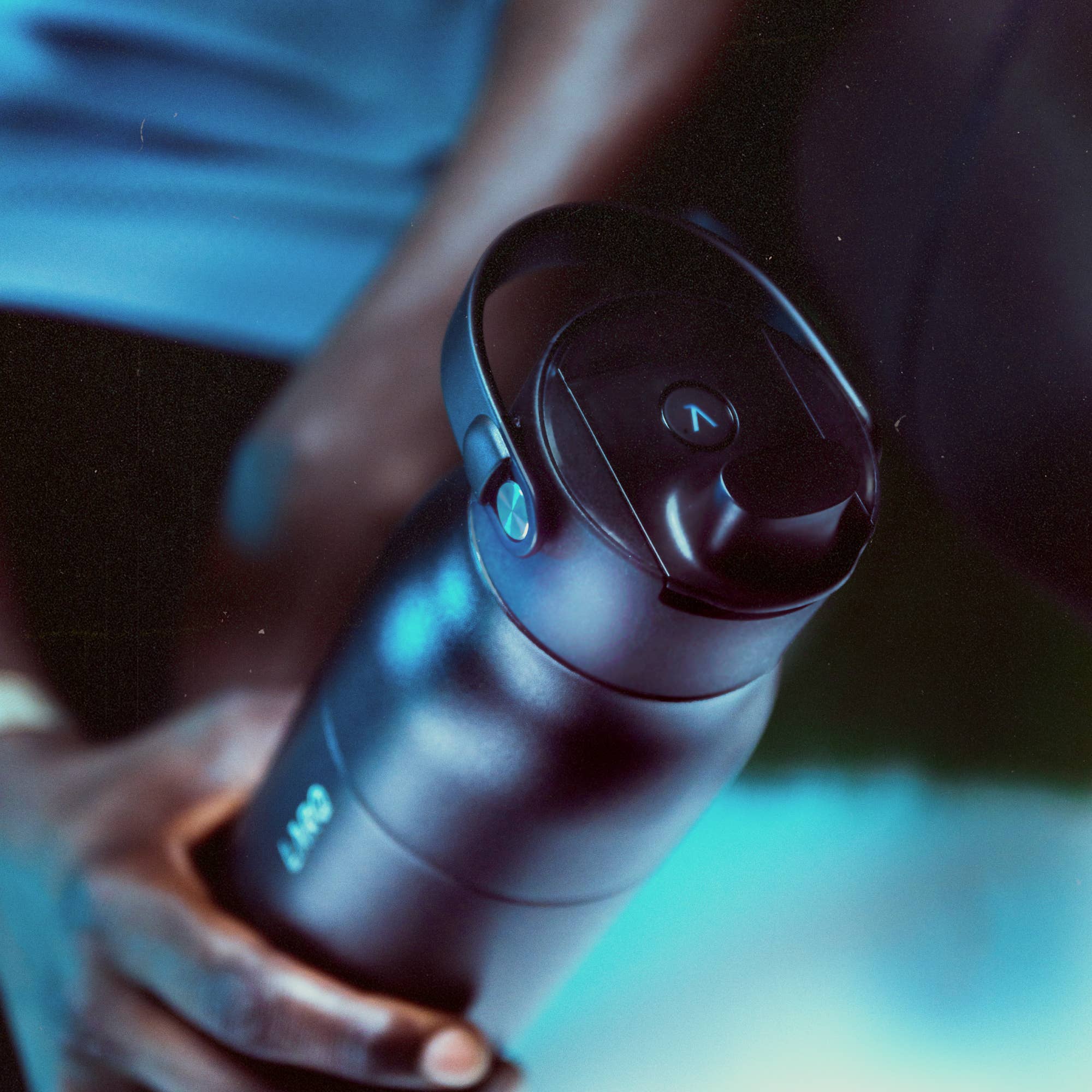 PureVis2 Smart Water Bottle 34oz - Obsidian Black