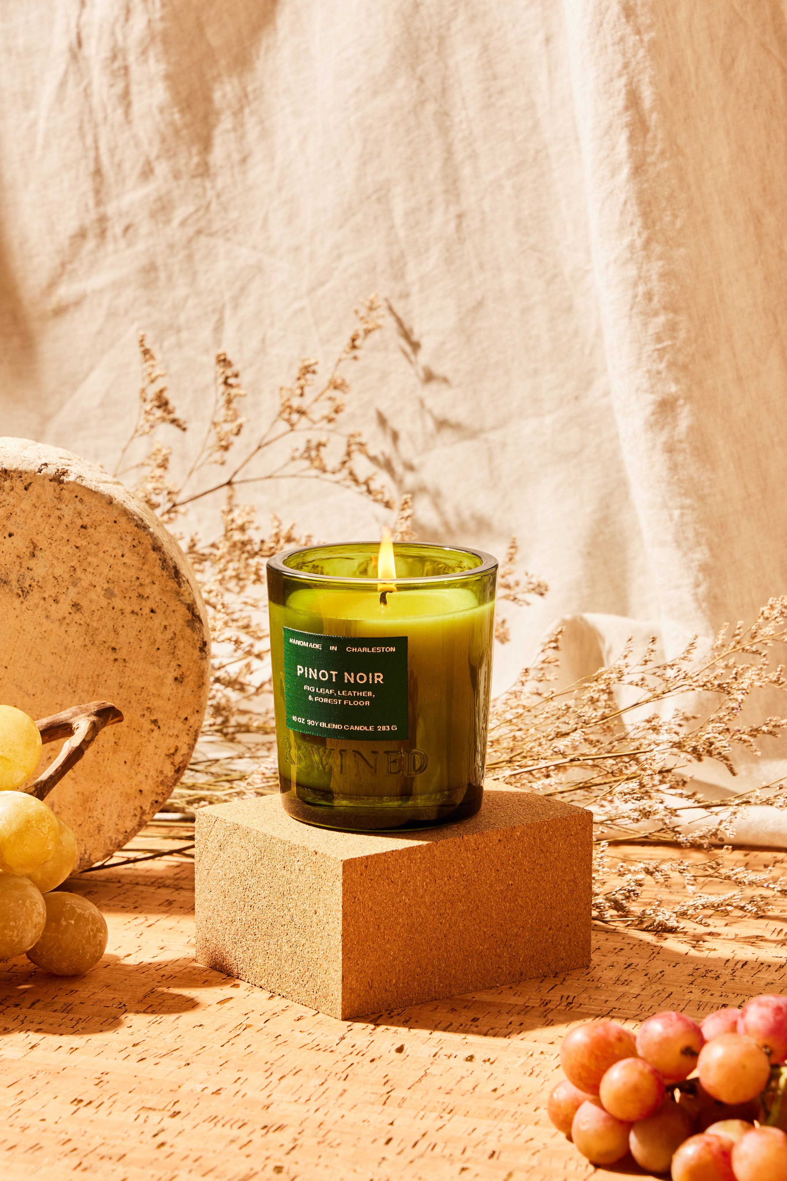 Pinot Noir Candle 10 oz