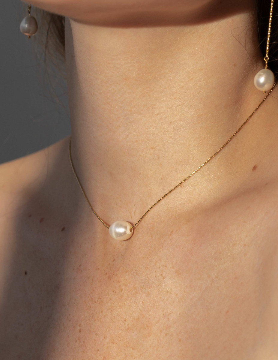 Isla Pearl Necklace
