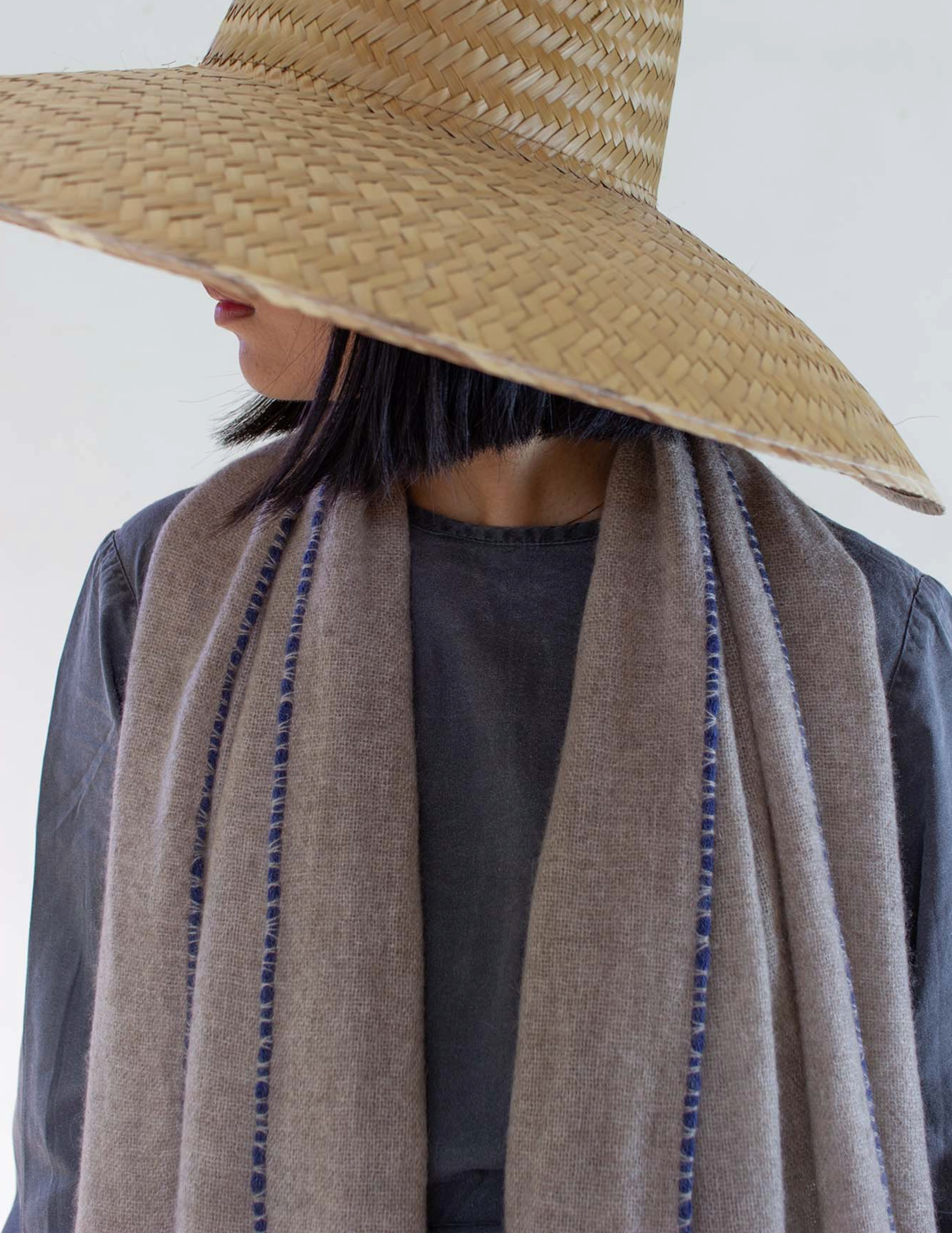 Weaver Cashmere Scarf - Beige