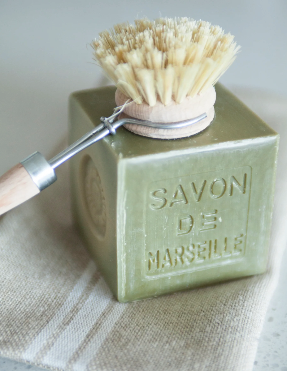 Tradition Handled Dish Brush