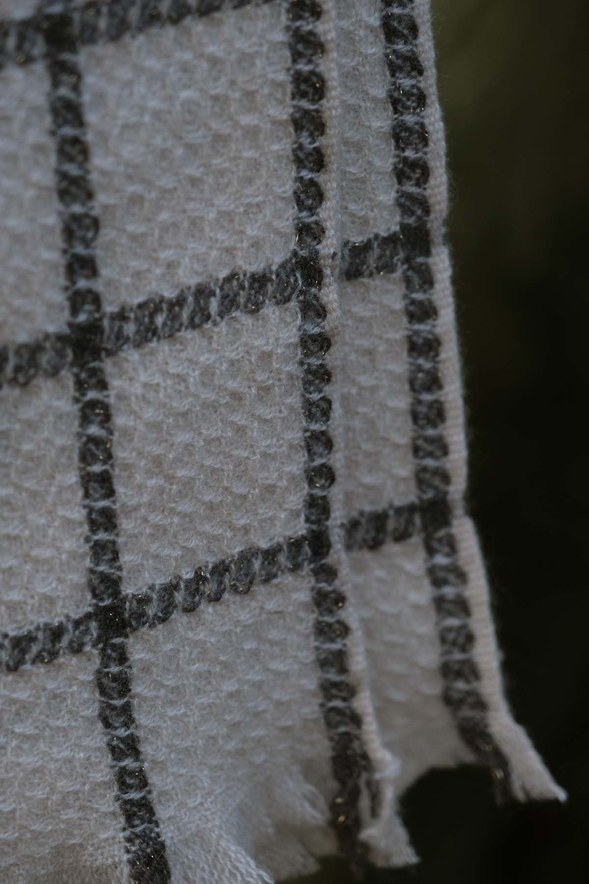 Loop Check Cashmere Scarf - White