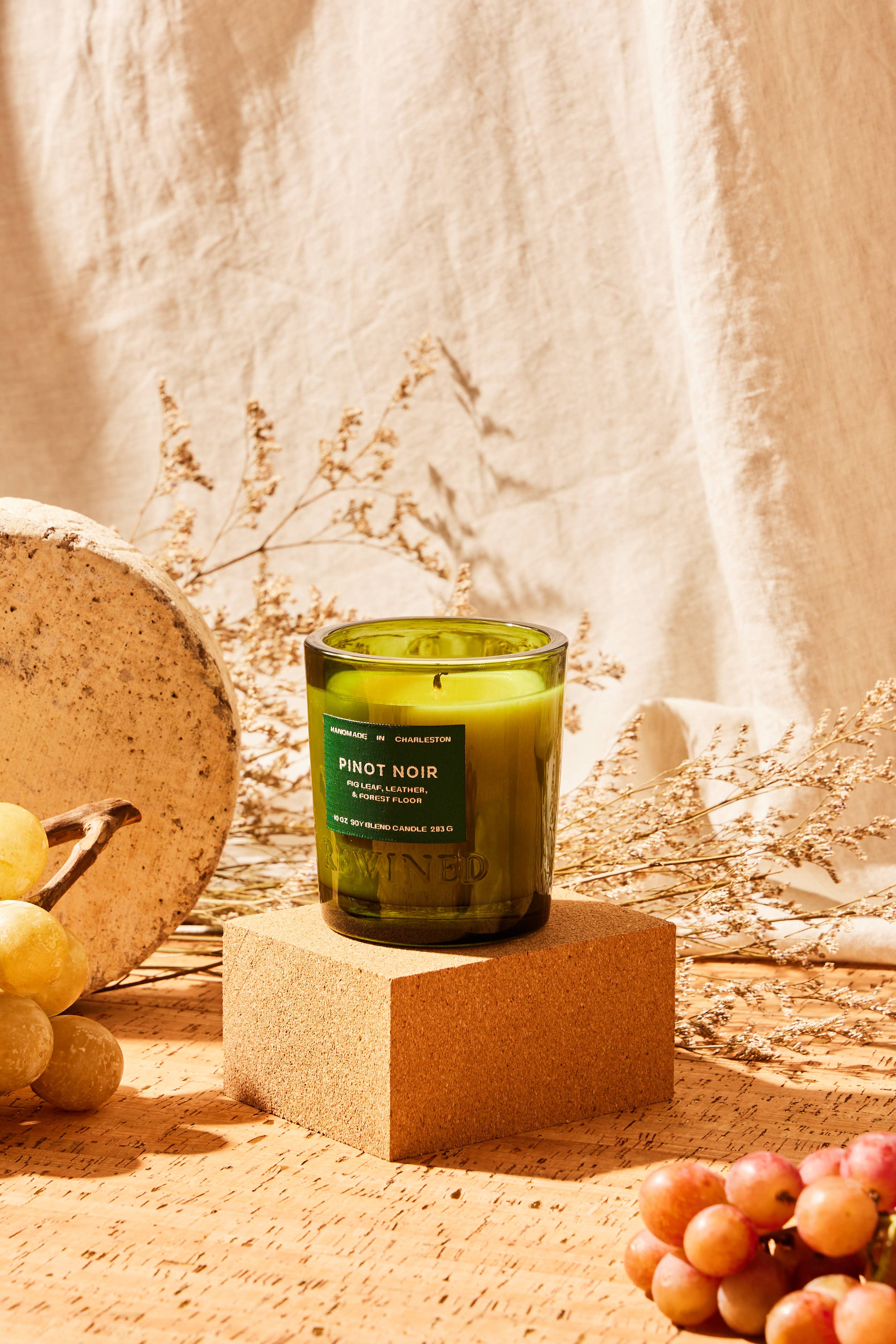 Pinot Noir Candle 10 oz