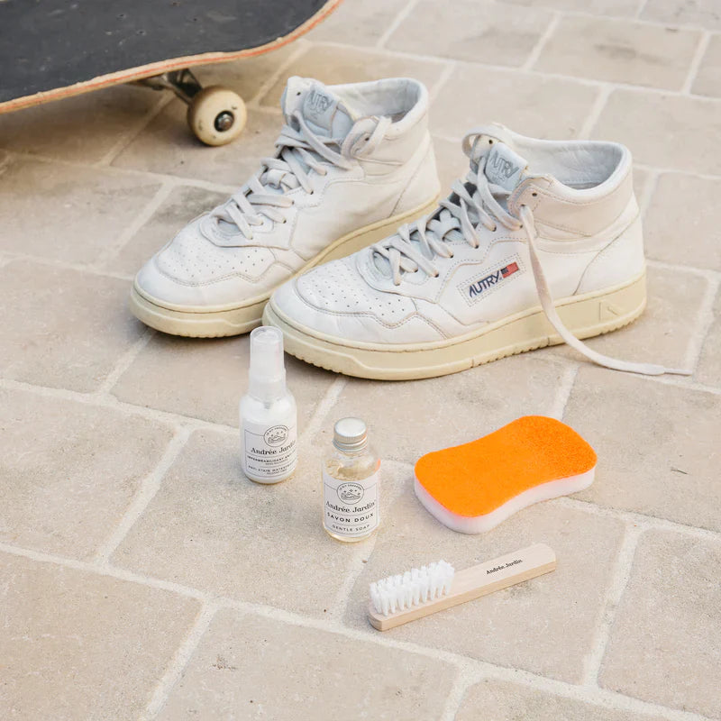 Sneaker Care Kit in Wooden Box