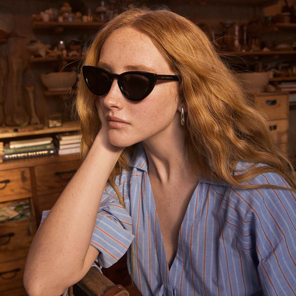 Villain Sunglasses - Black
