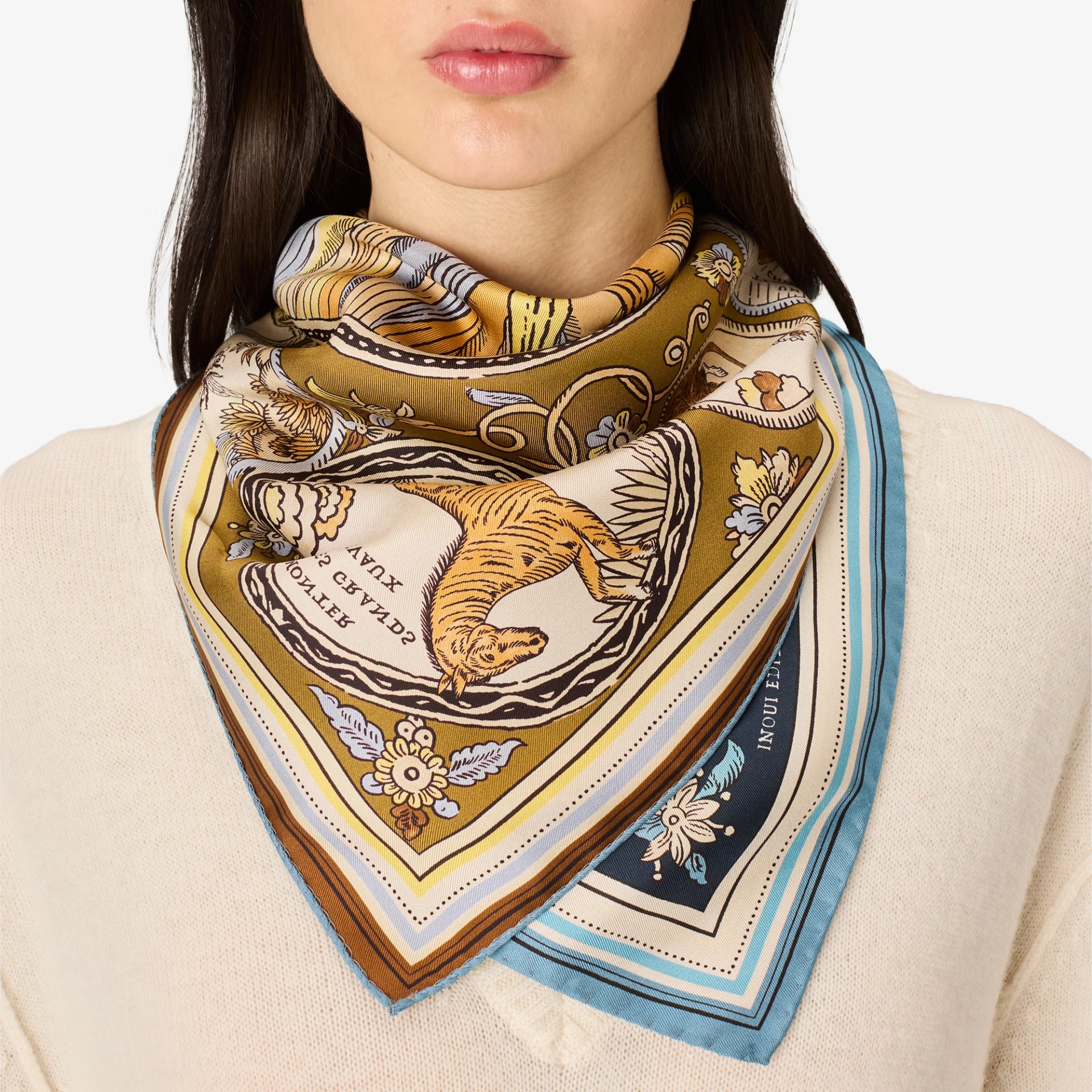 Square 65 - Chance Inoui - Navy / Golden Brown