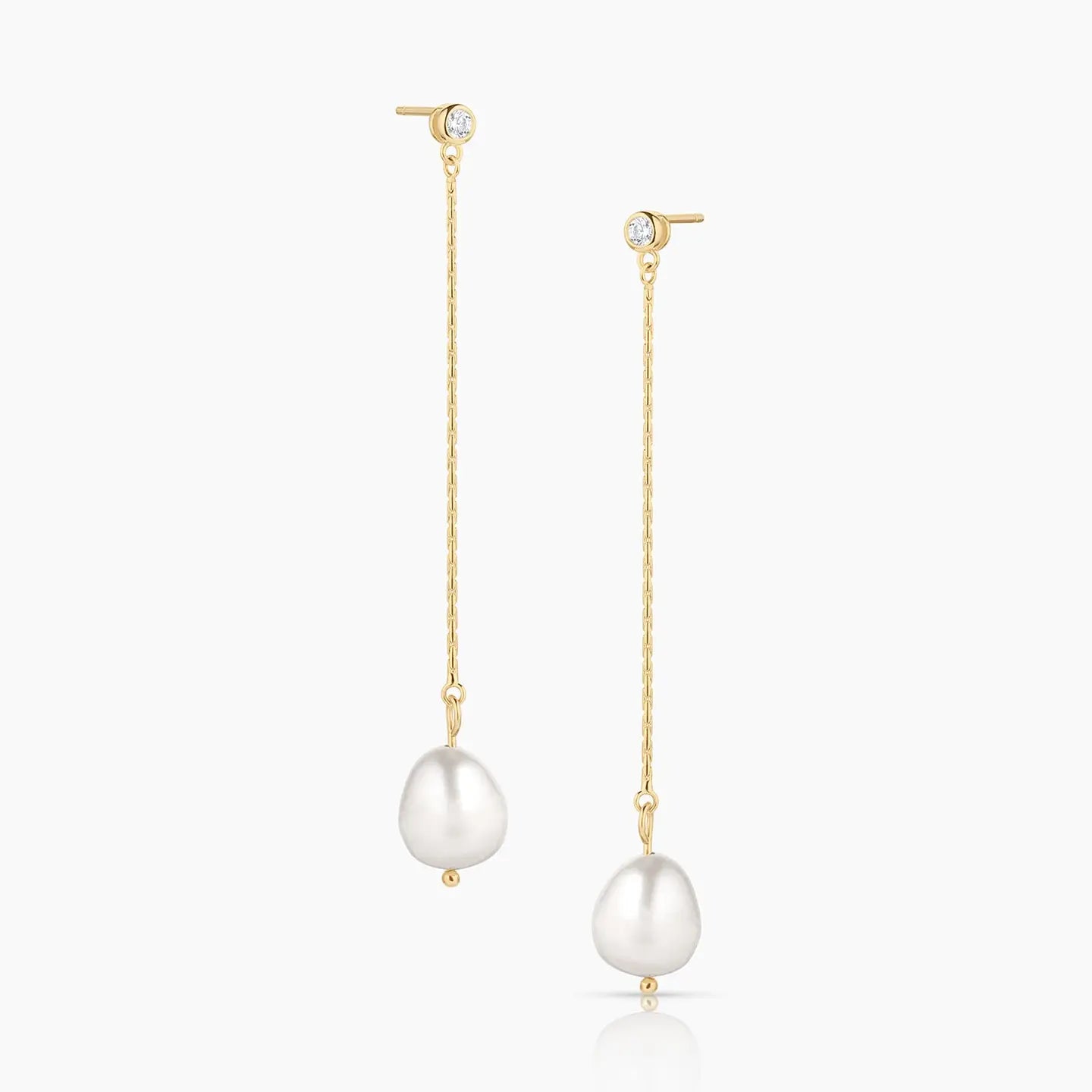 Isla Pearl Swing Earrings