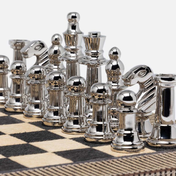 Bailey Chess Set - Brown Candy Striped