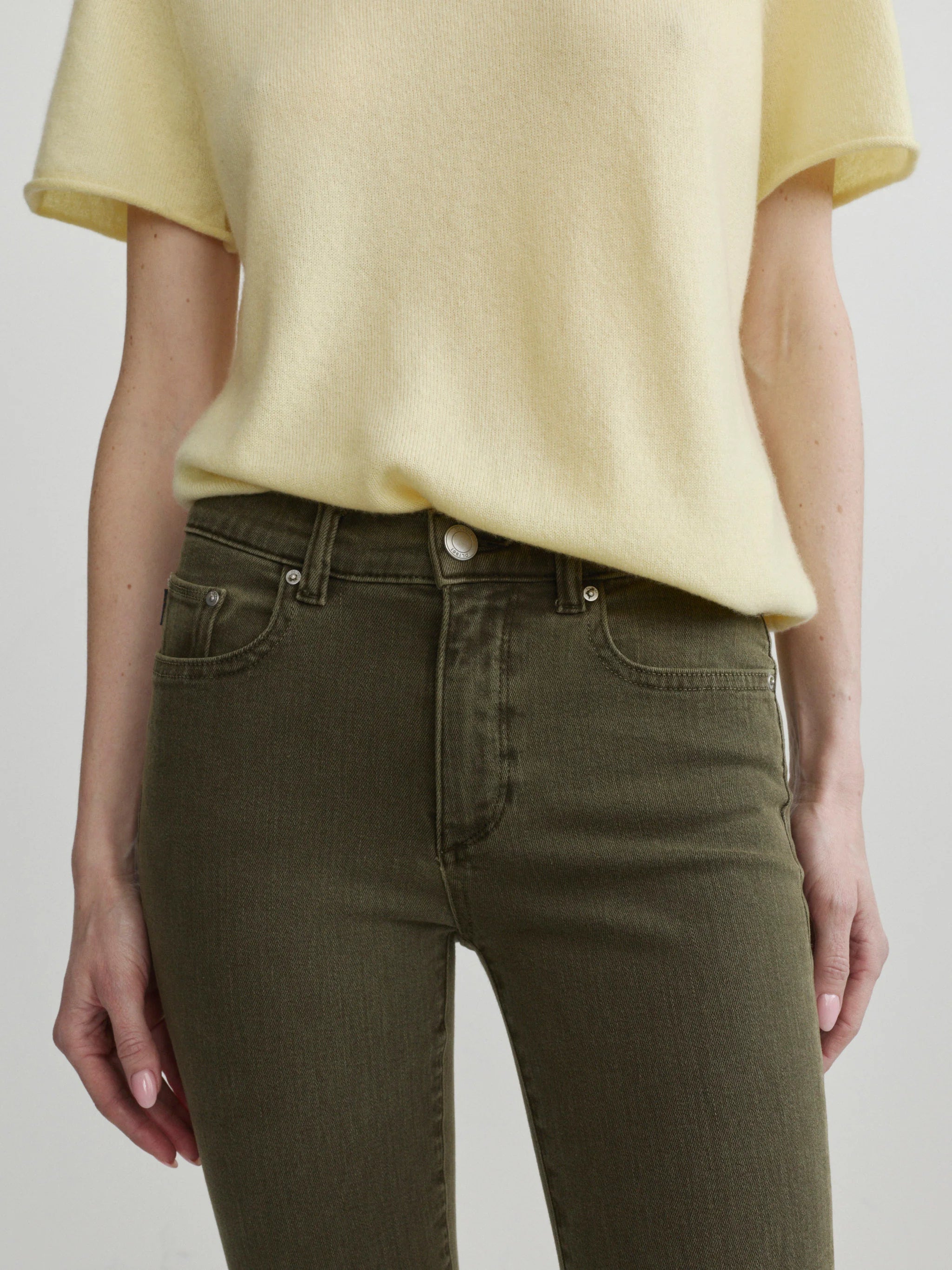 Mara Straight Mid Rise Instasculpt™ Ankle Jeans - Pine