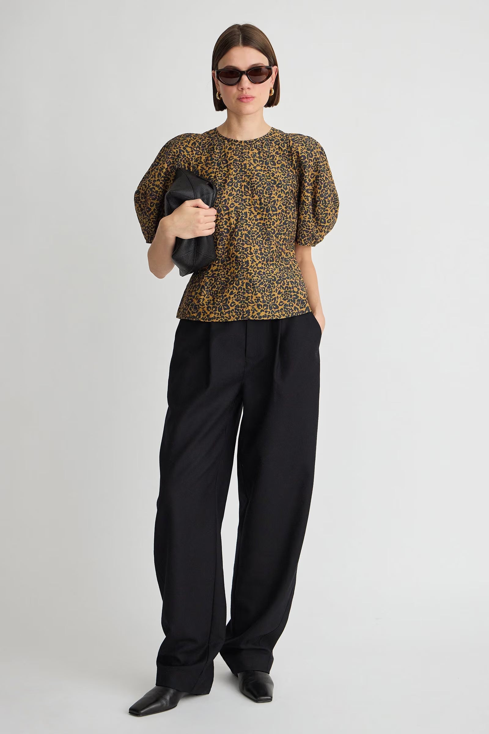Lino Top - Leo Midnight Floral