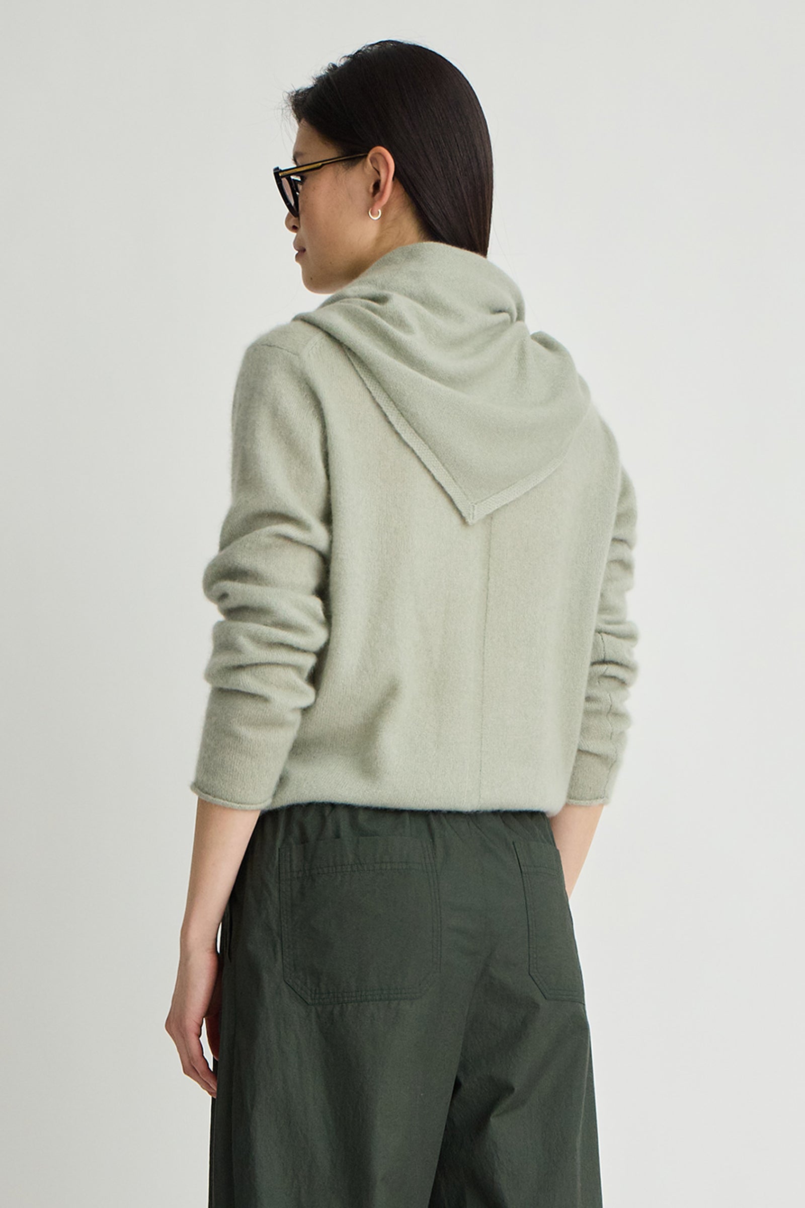 SOFTEST TISSUE SCARF TIE TOP