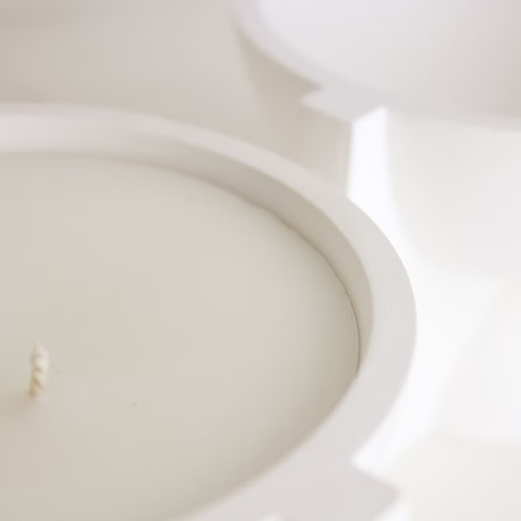 The Først Candle - White