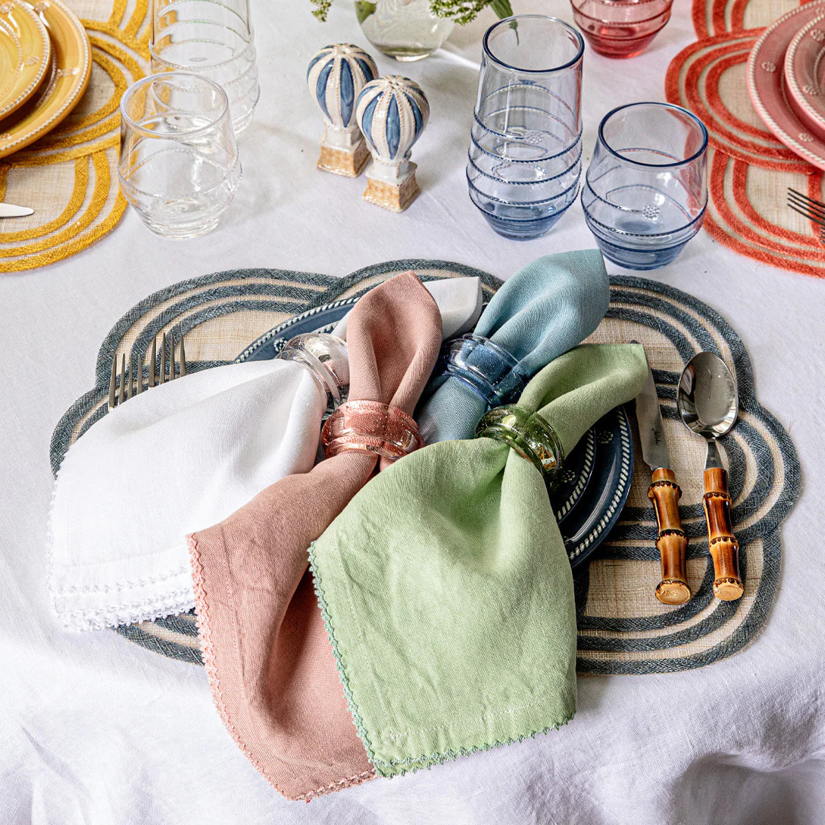 Berry Scallop Napkin Set/4