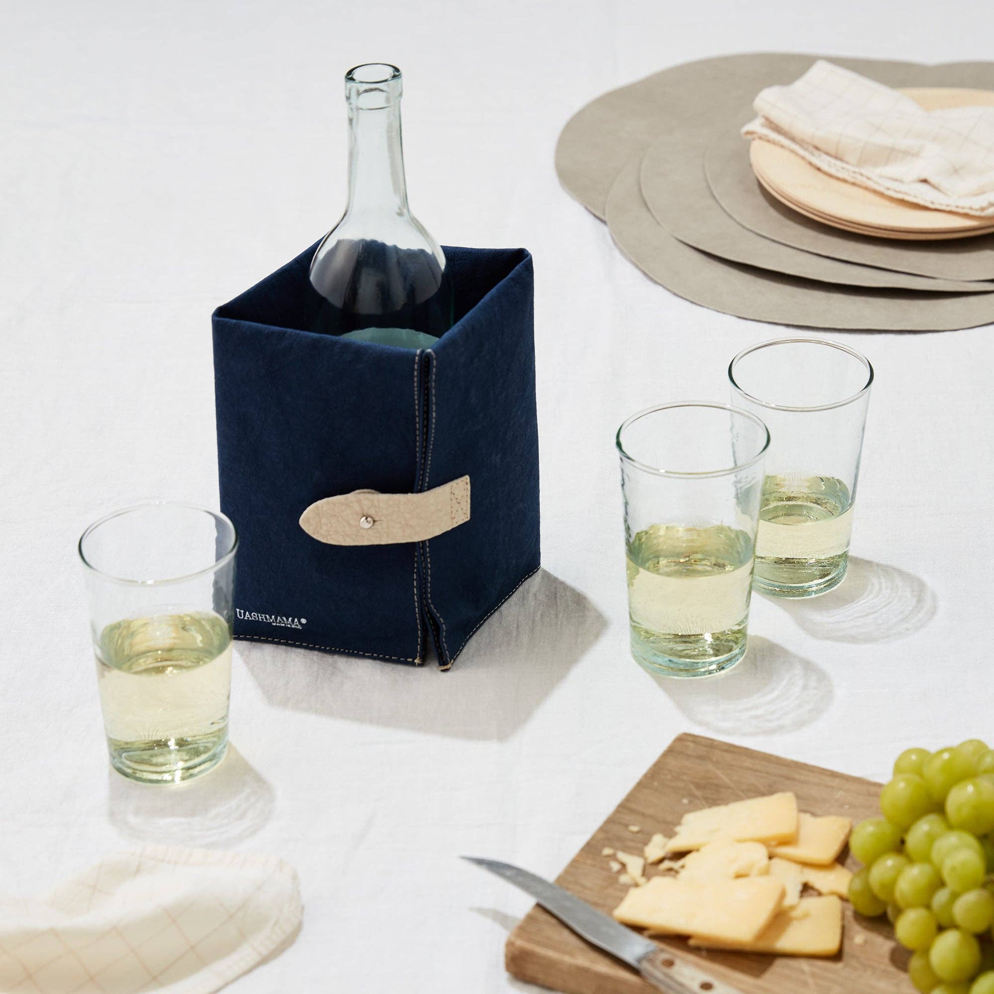 Uashmama - ICE-CUBE BEVERAGE CHILLER: Silver