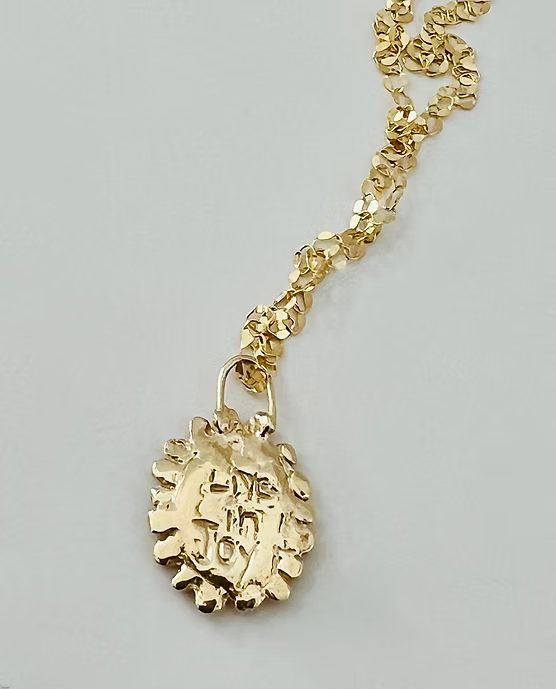 Live Necklace