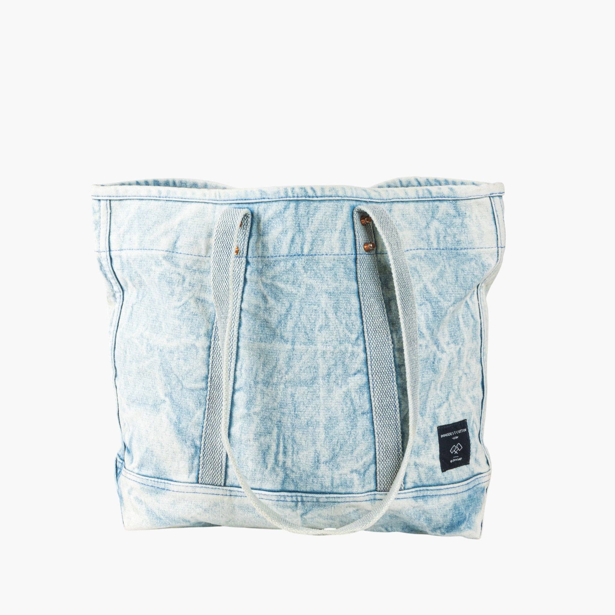 IMMODEST COTTON - Small East West Tote | Acid wash