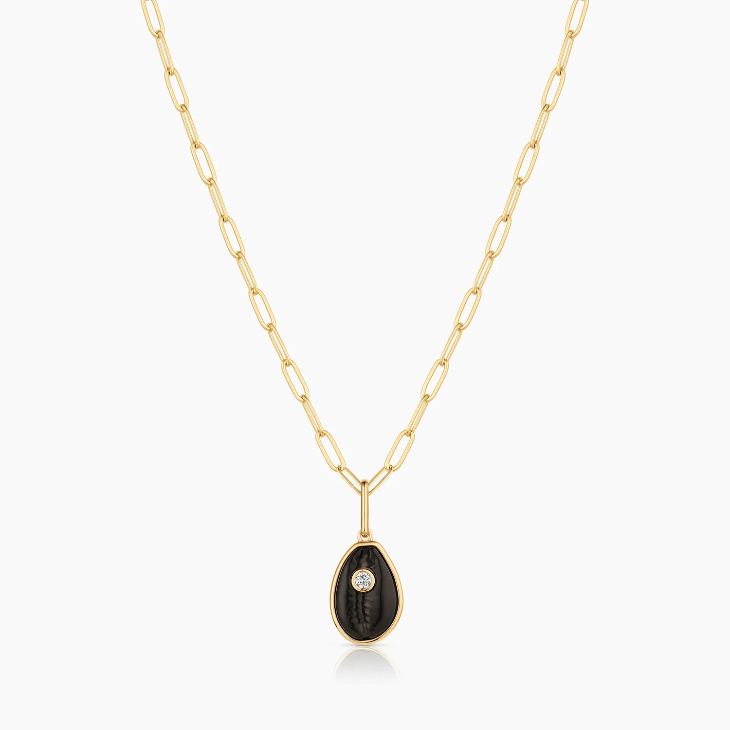 Cowrie Charm - Onyx