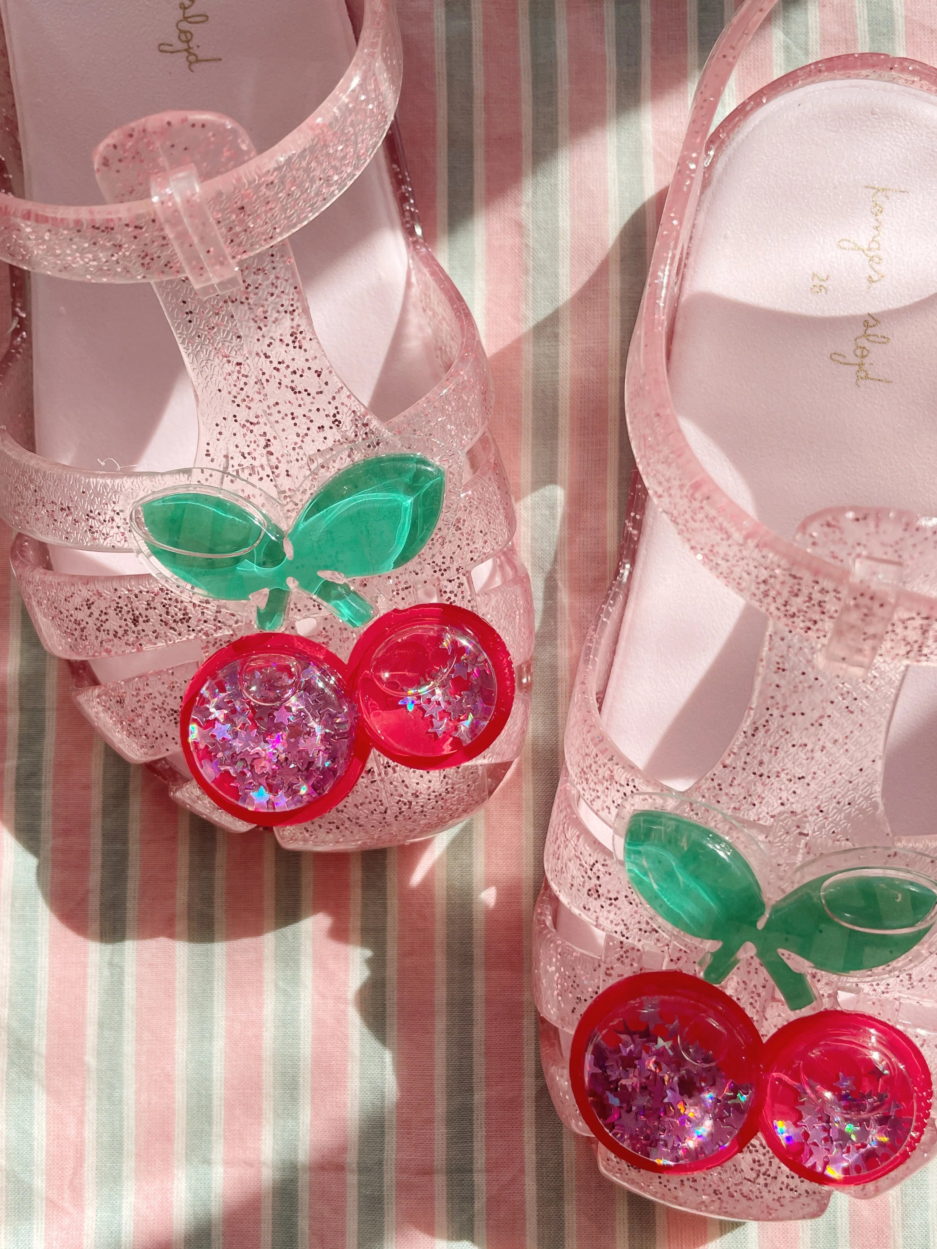 Lilo Sandal - Cherry
