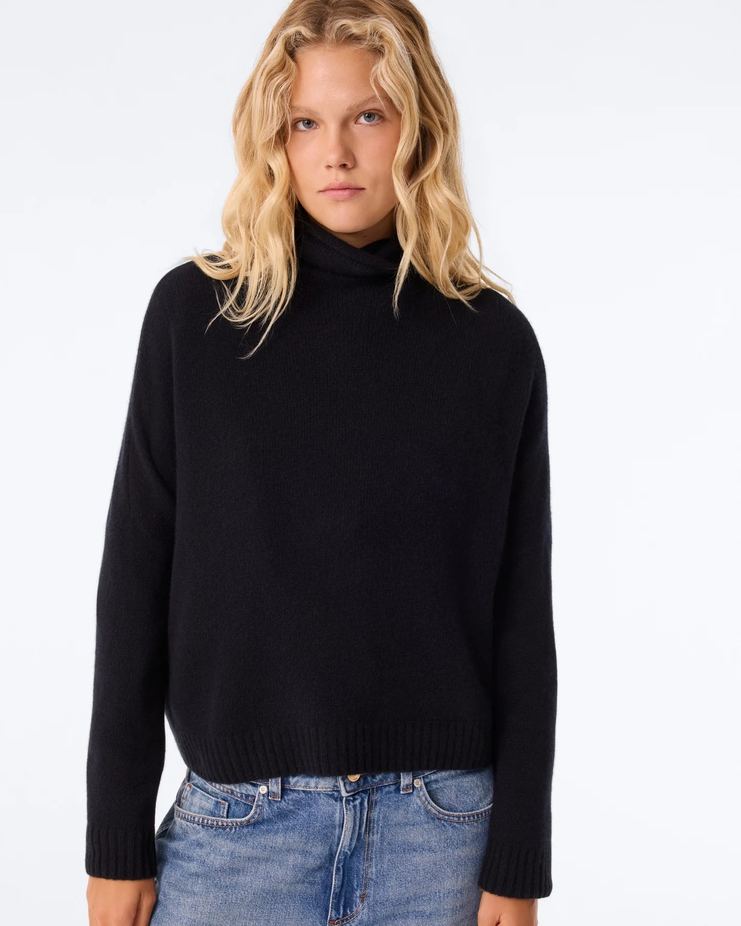 Tila Sweater - Black
