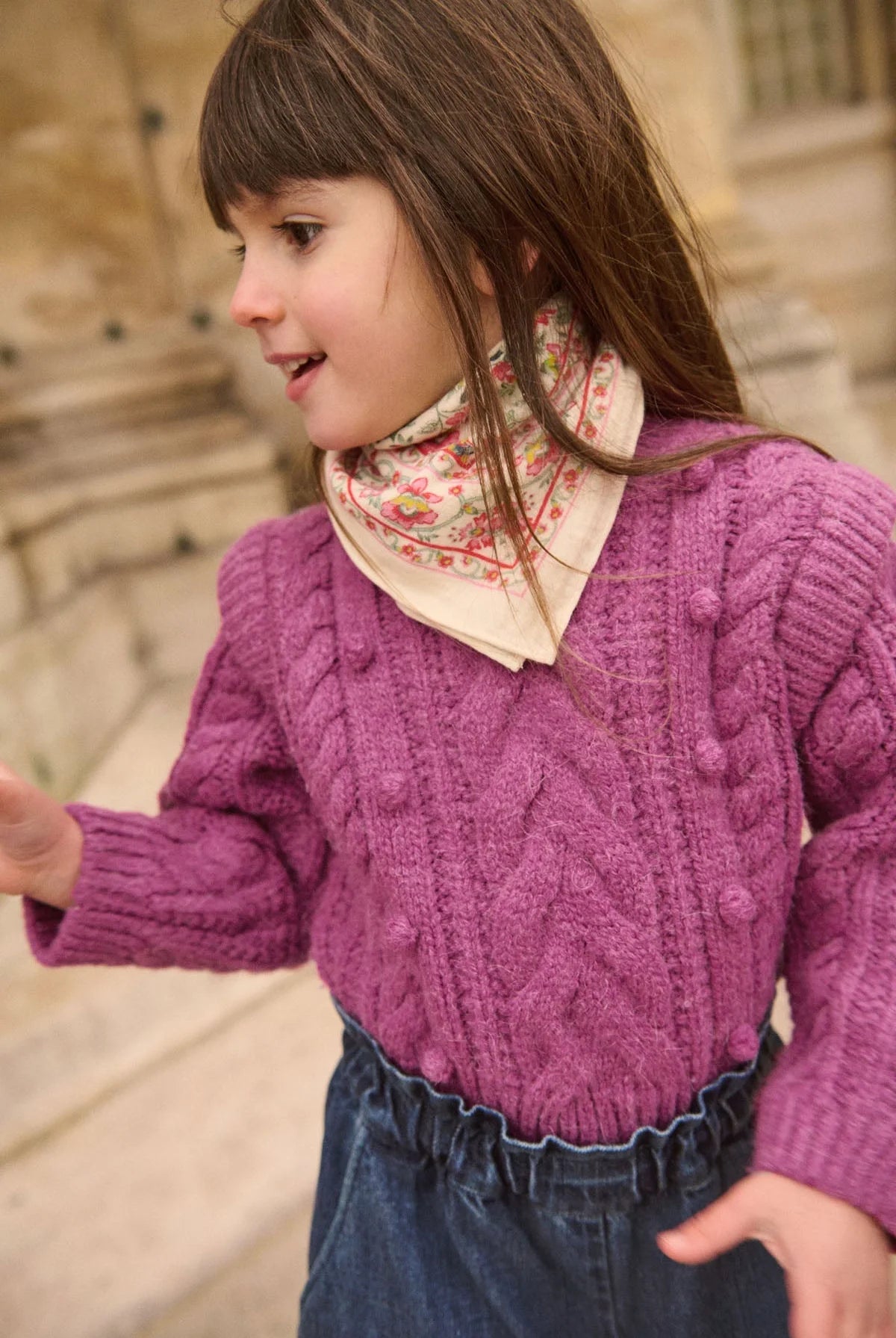 Anikalia Sweater