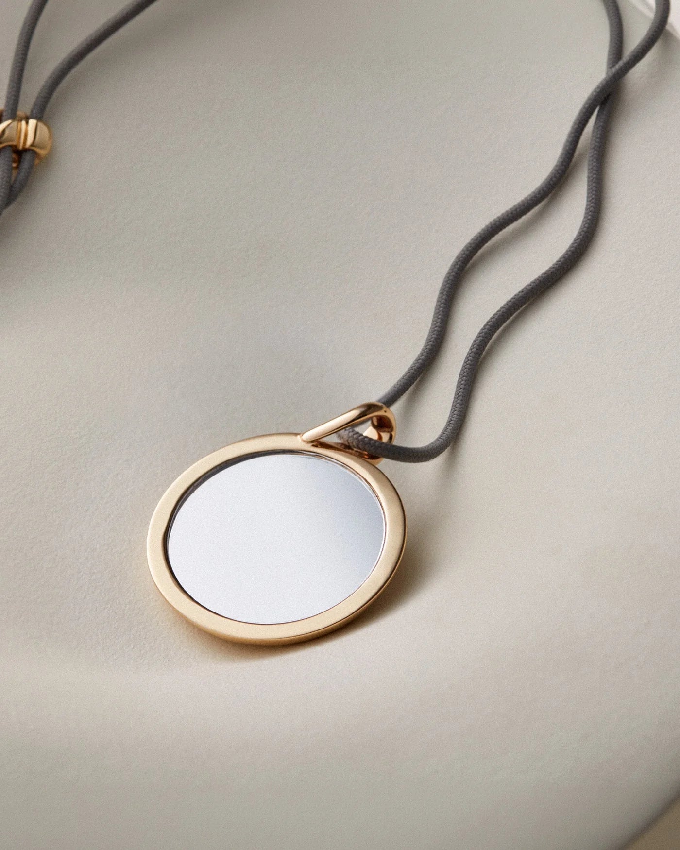 Nico Mirror Pendant Rope Necklace - Gold