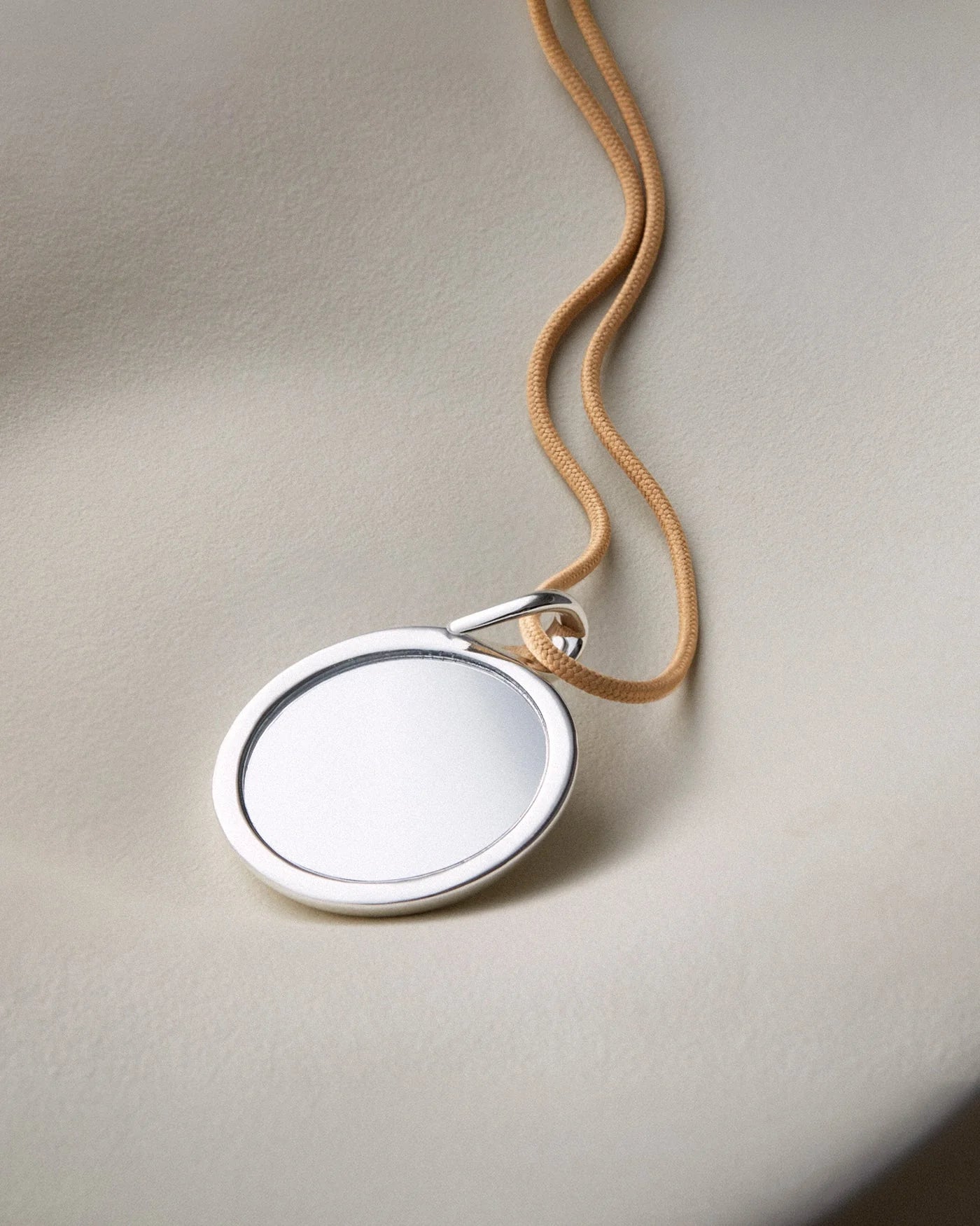 Nico Mirror Pendant Rope Necklace - Silver