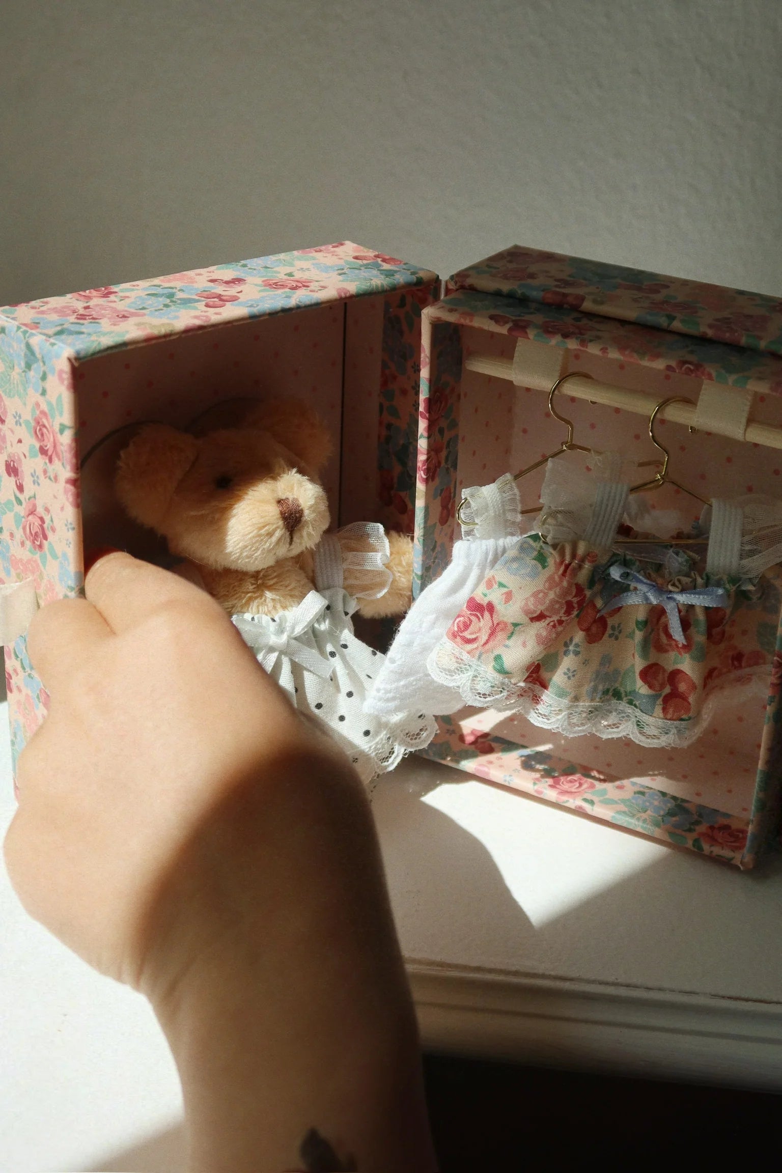 Tiny Teddy Dress Up