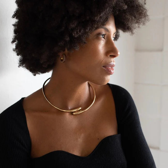 Dash Hinge Wrap Chocker