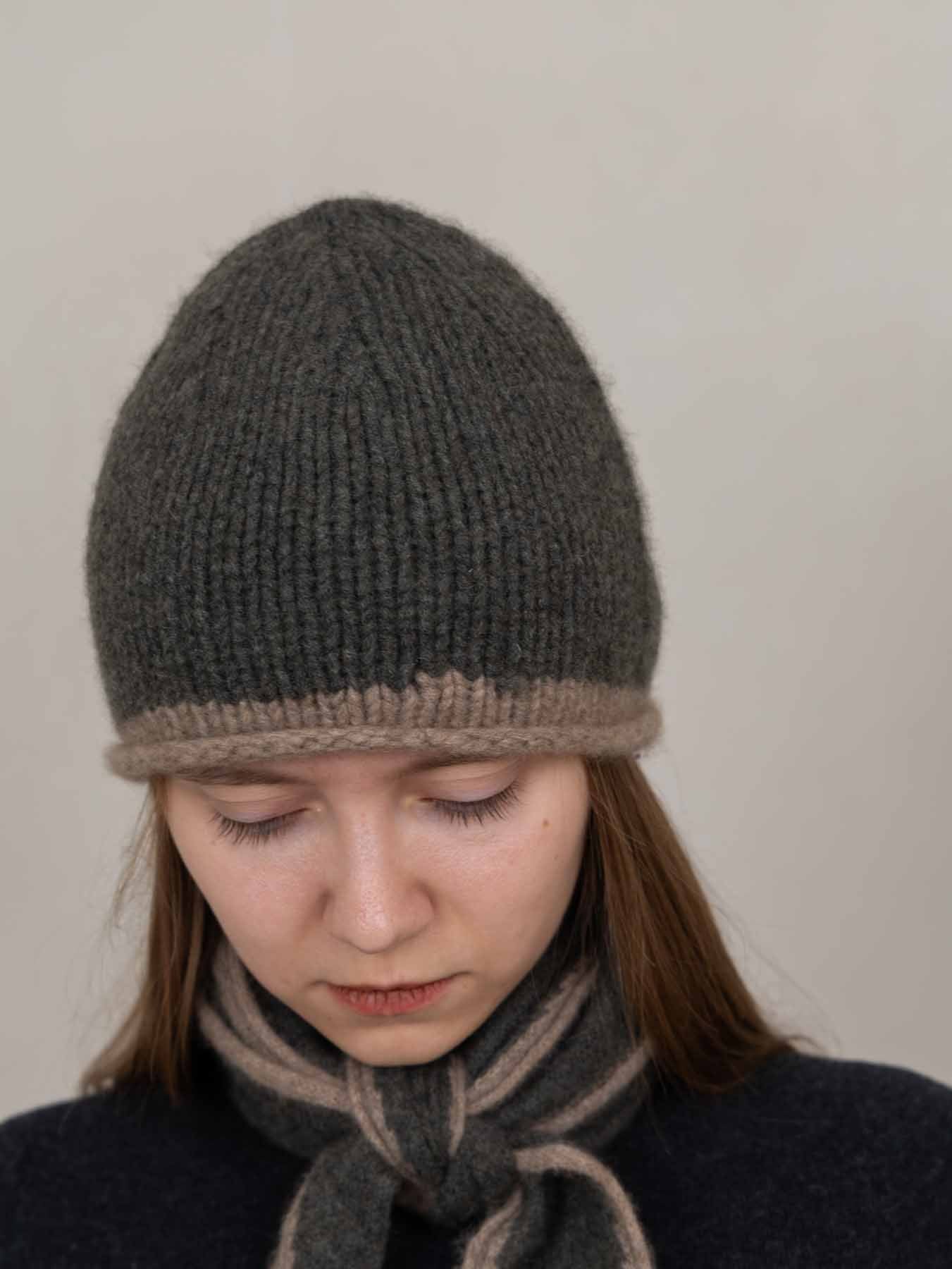 Cottage Hand-Knitted Rolled Edge Beanie - Moss