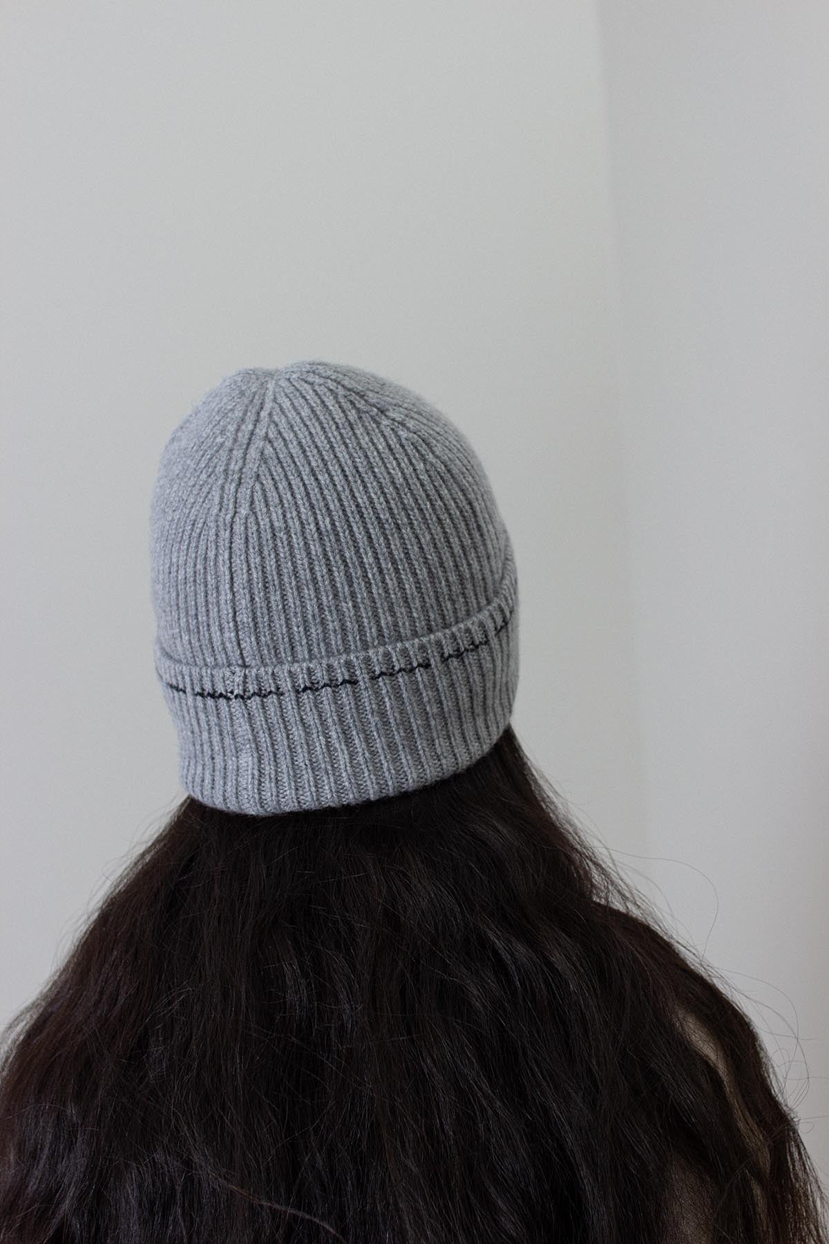 Ring Ribbed Cashmere Beanie - Grey