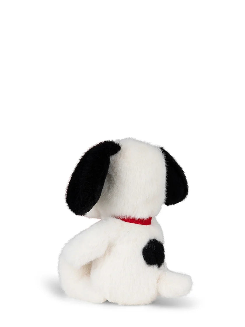 Ltd. Edition Plush Good Ol Charlie Brown Eco Snoopy - 7"