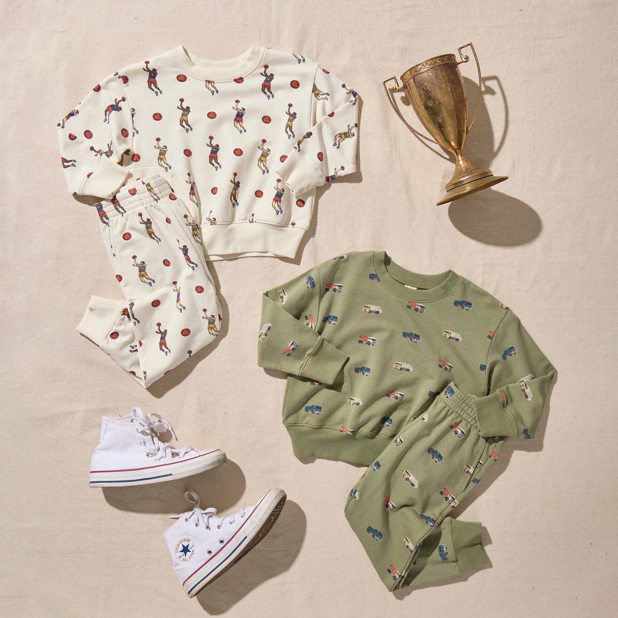 Play Sweatshirt - Trucks Green