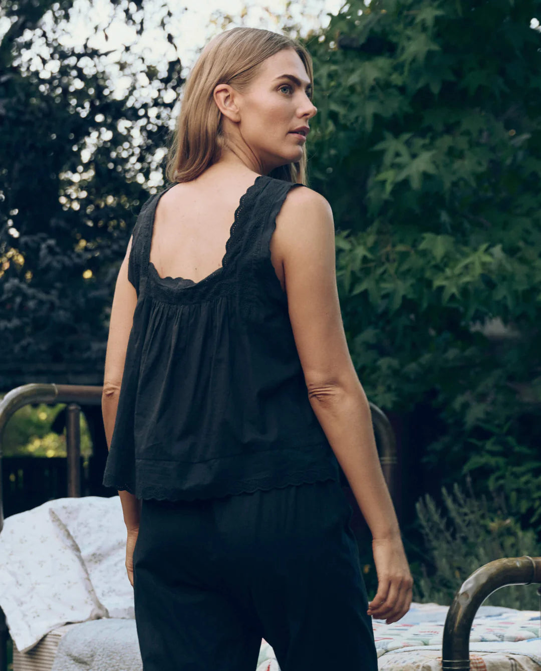 The Eyelet Tank - Black