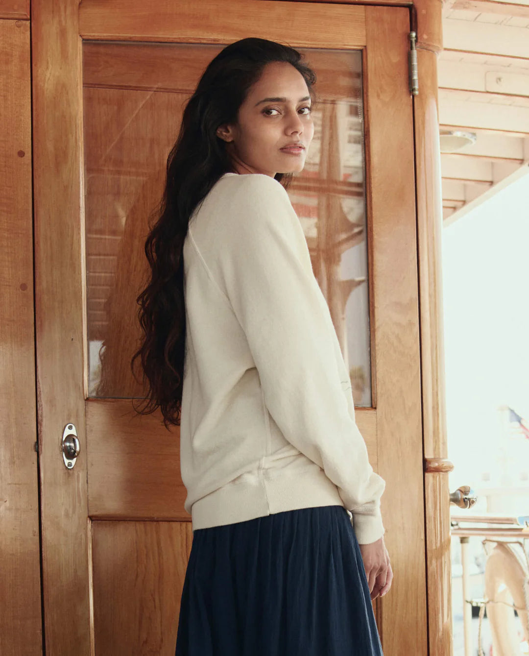 The College Sweatshirt w/ Sailing Boat Applique - Washed White