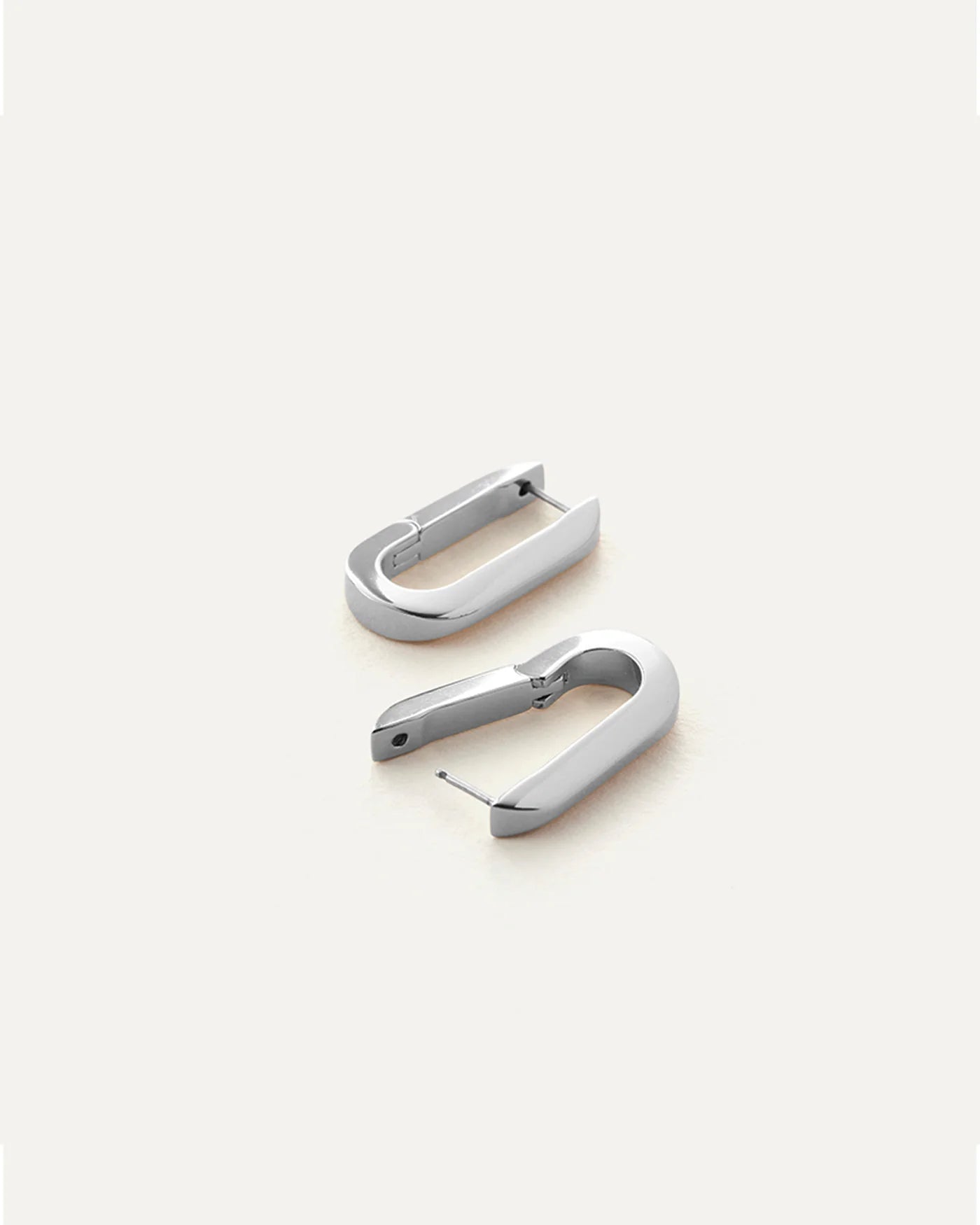 U-Link Earring - Platinum