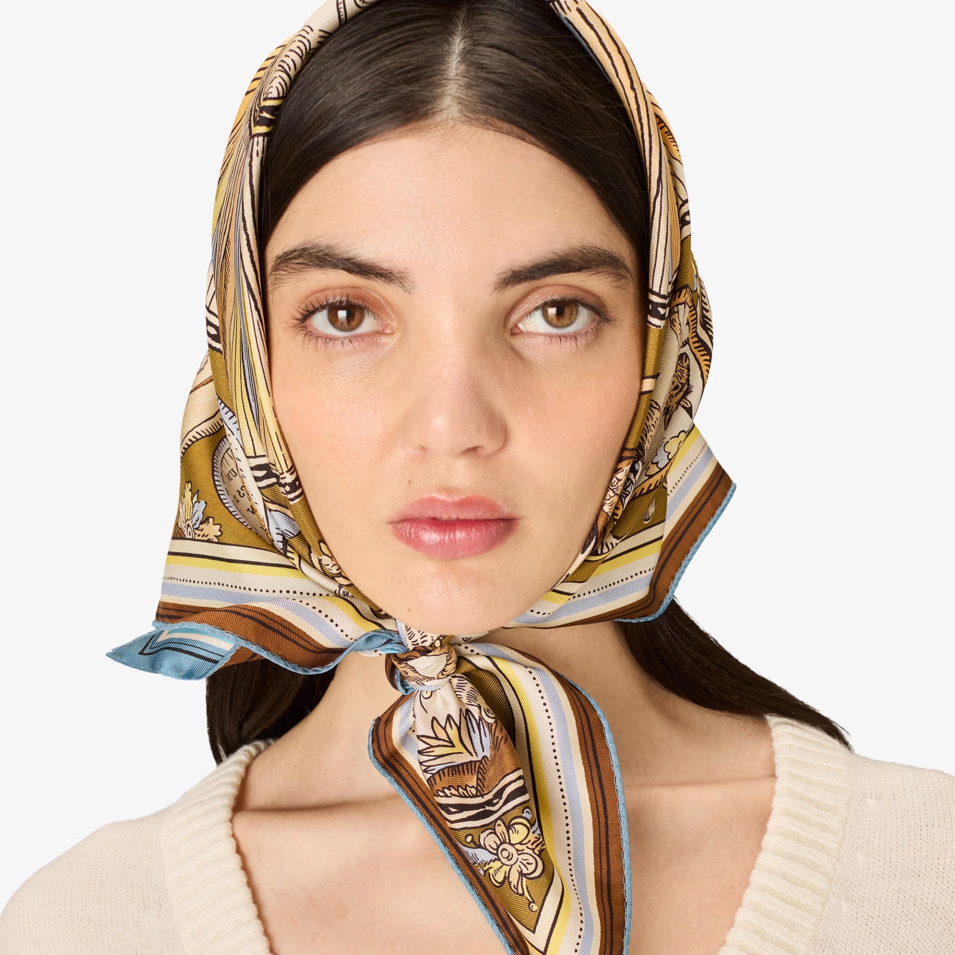 Square 65 - Chance Inoui - Navy / Golden Brown