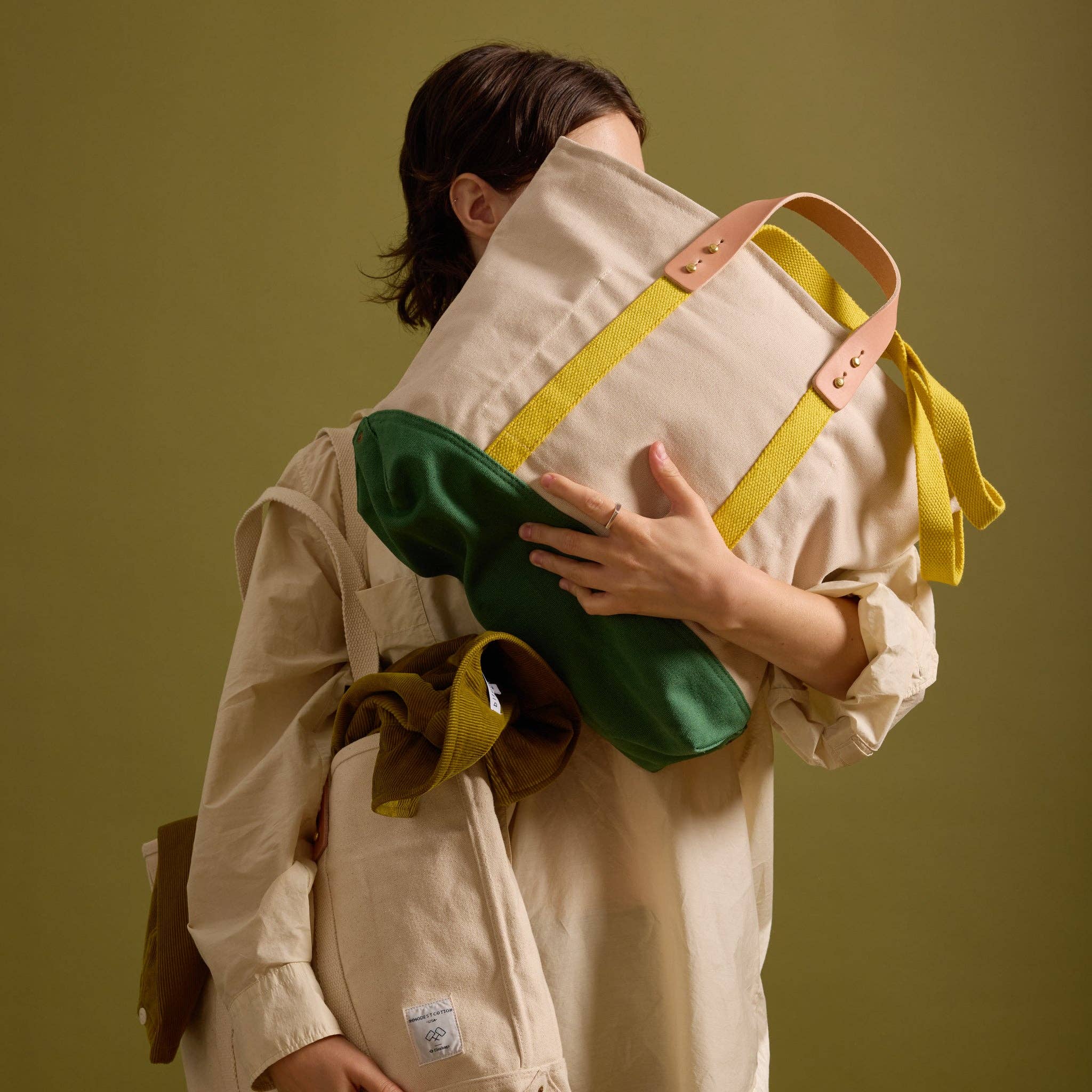 IMMODEST COTTON - Small Zipper Tote | Earth