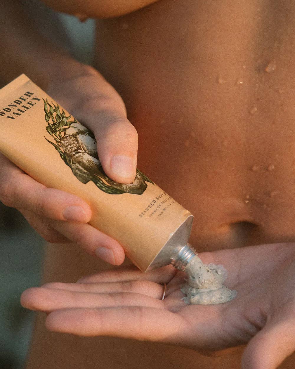 Wonder Valley - Seaweed Body Scrub