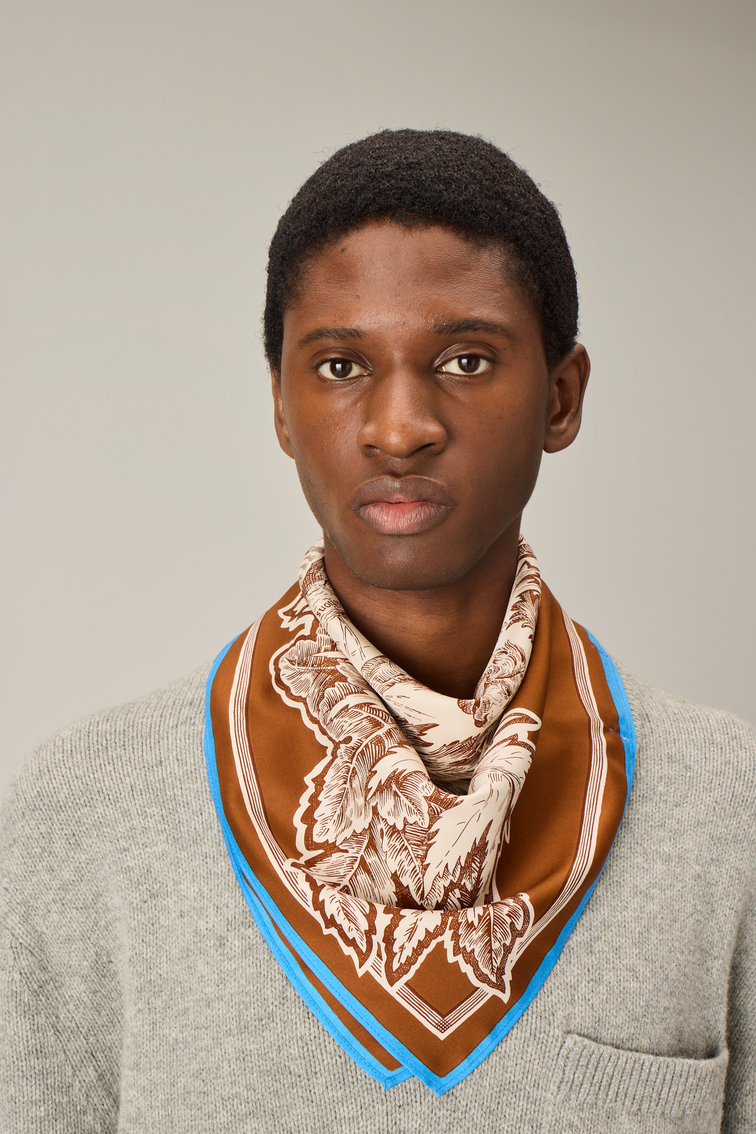 SQUARE / CARRE 65 BANGALOR CARAMEL/CARAMEL