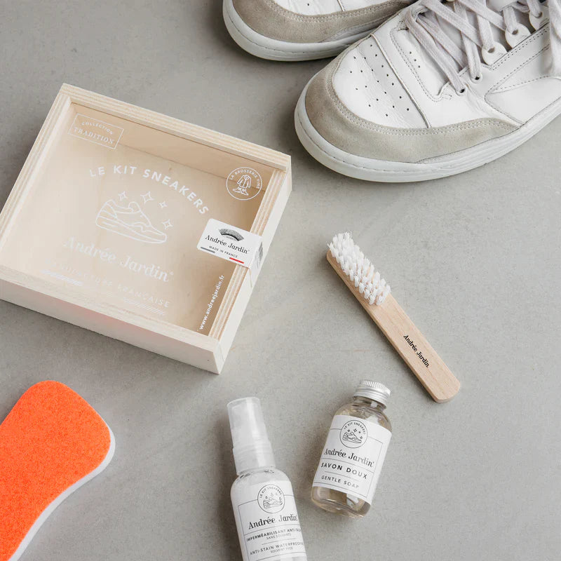 Sneaker Care Kit in Wooden Box