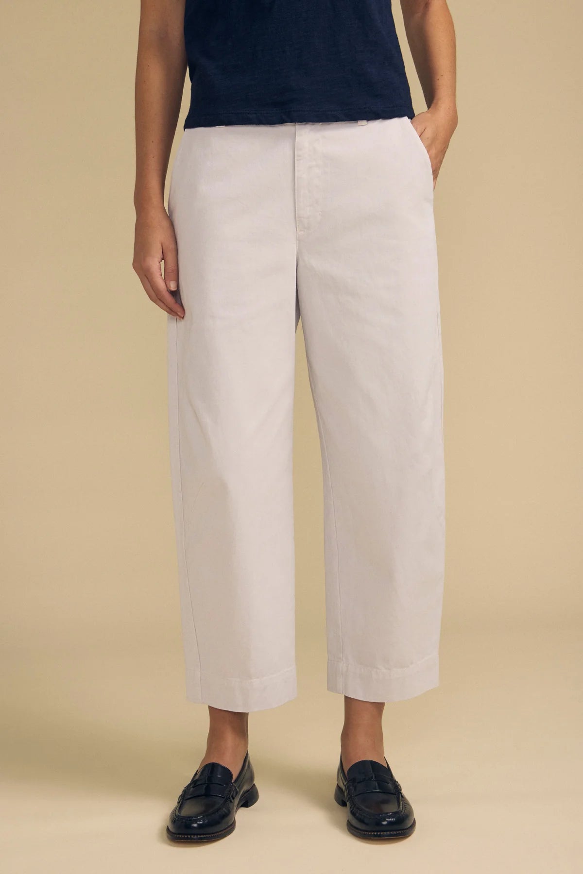 Daria Pant - Feature Grey