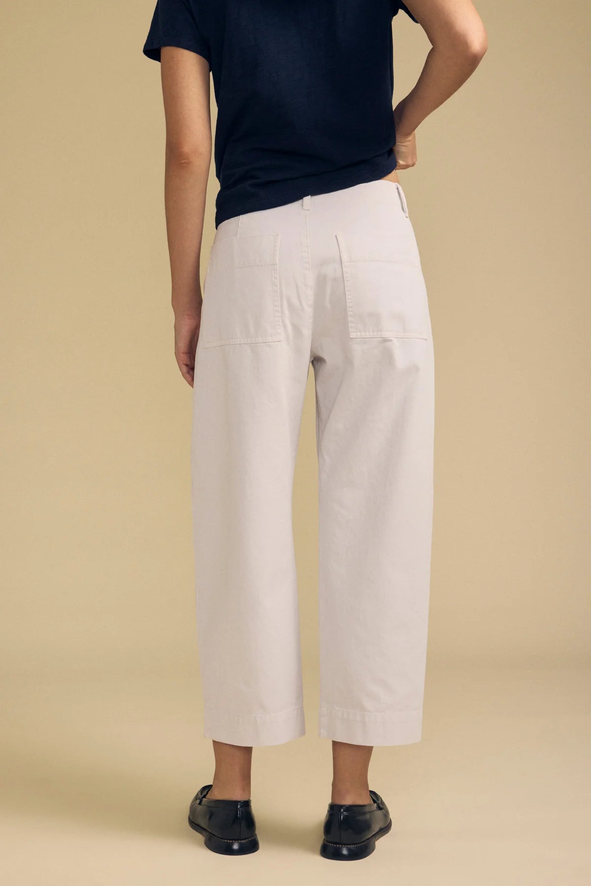 Daria Pant - Feature Grey