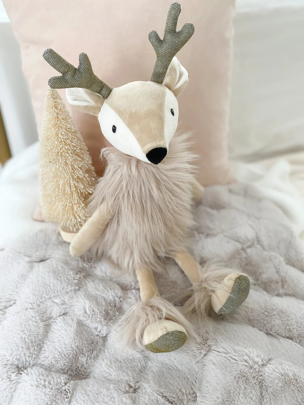 'Ivey' The Reindeer