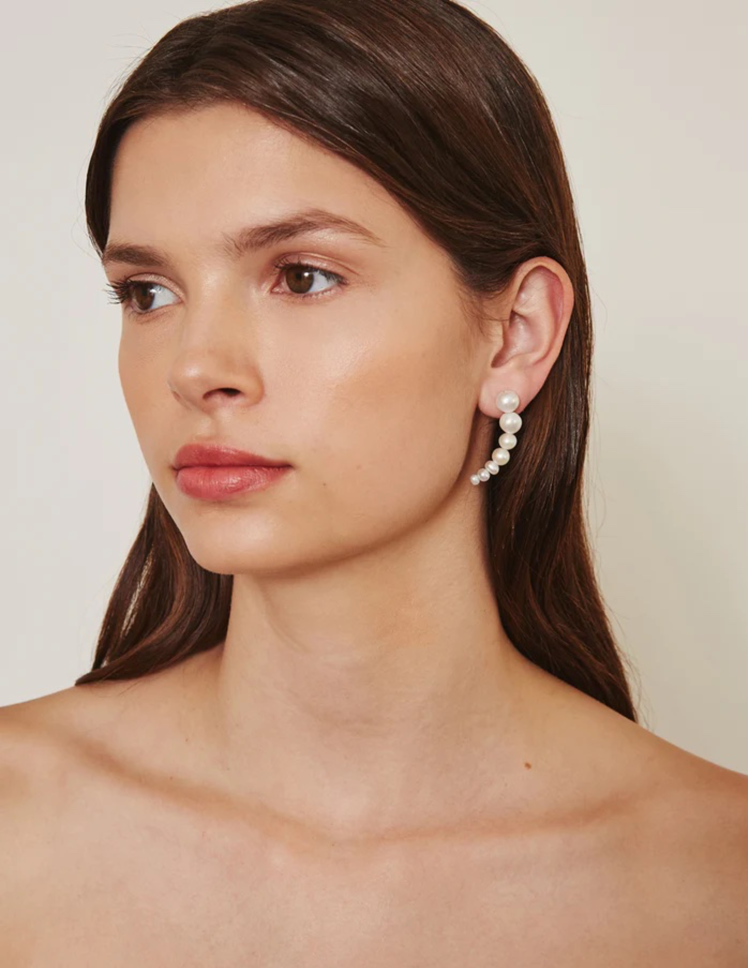 White Pearl Fountain Earrings