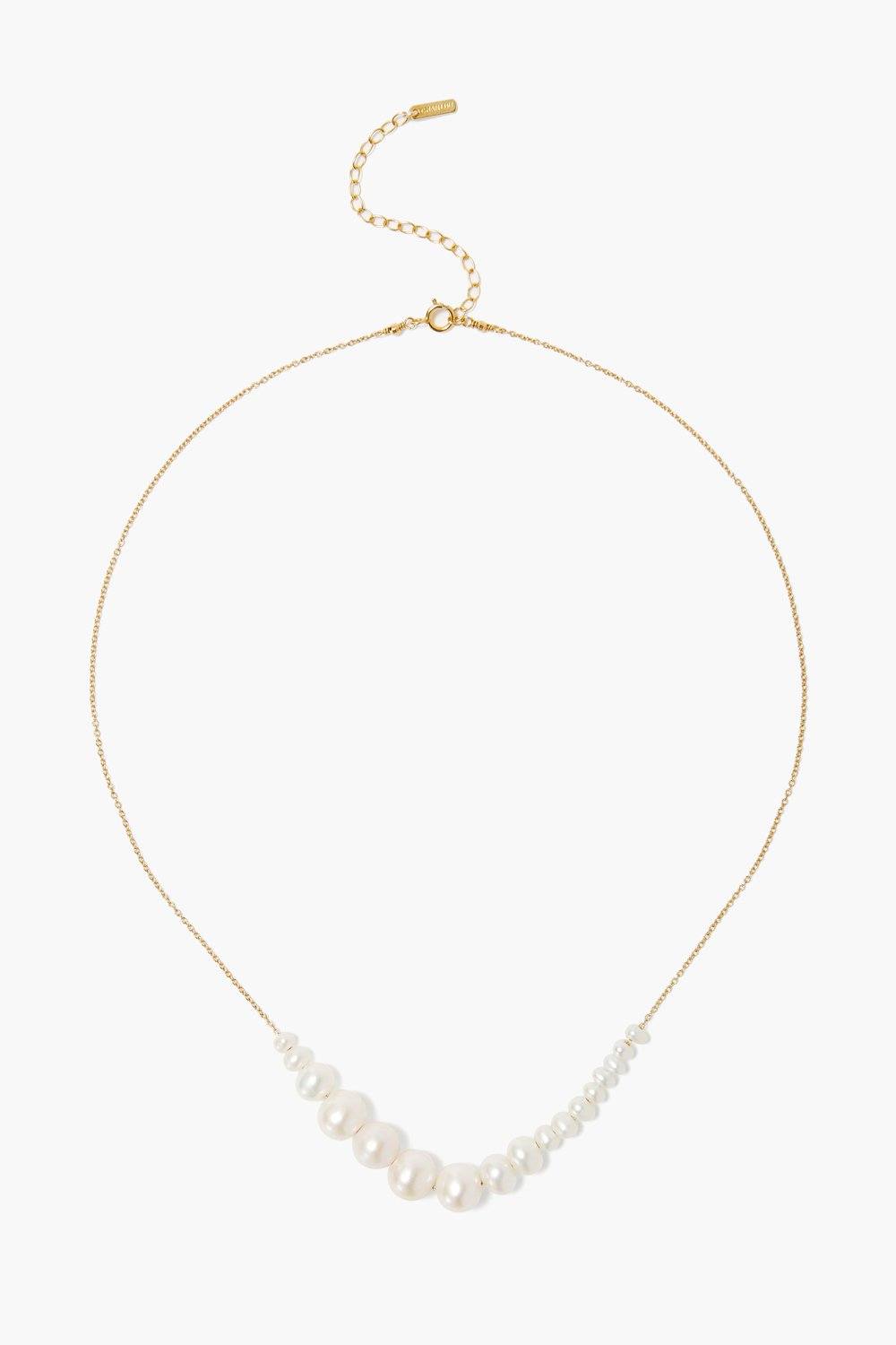 Graduated White Pearl And Gold Necklace