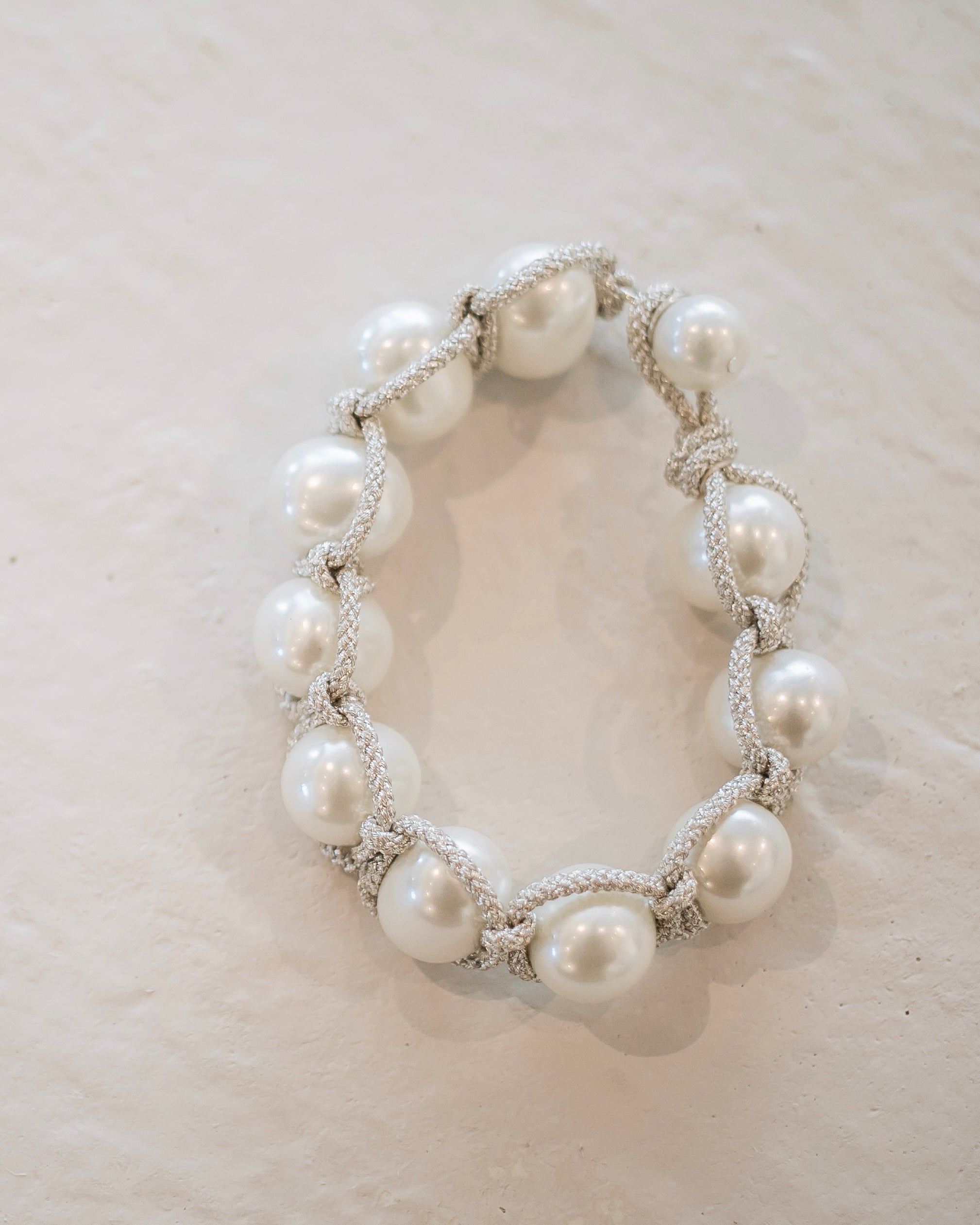 Pearl Macrame Bracelet - White/Silver